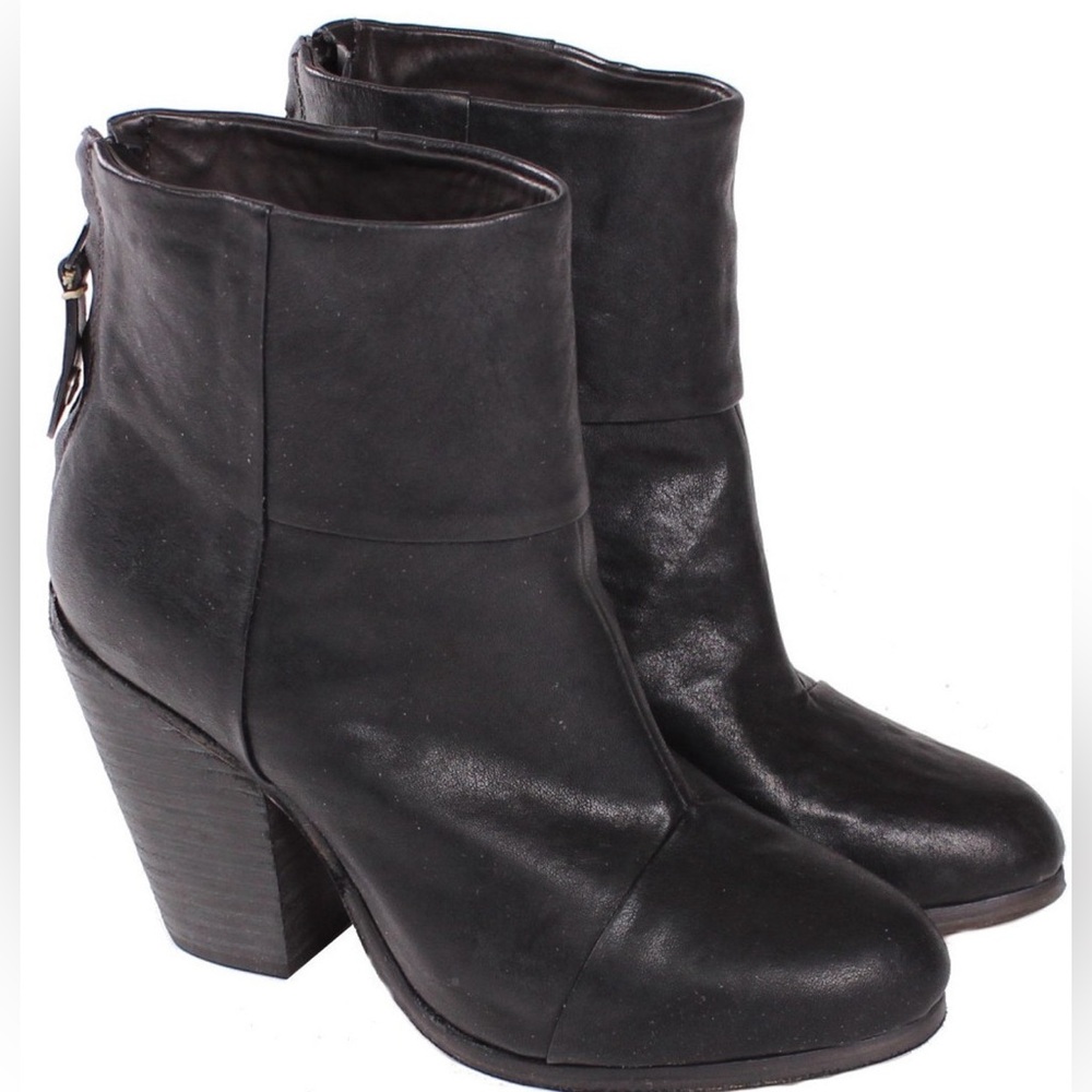 Rag and Bone Classic Newberry Black Lambs Leather in Size 8 EUC